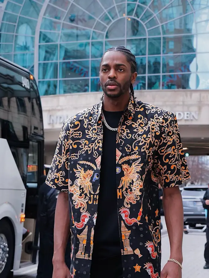 Batik Blitar Dikenakan Pemain NBA, Ternyata Langganan dan Jadi Outfit Kebanggaan di Amerika