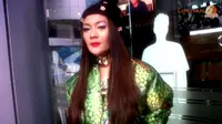 Musim Hujan, IDP Kenalkan Gaya Fashion Ekstra Ordinary