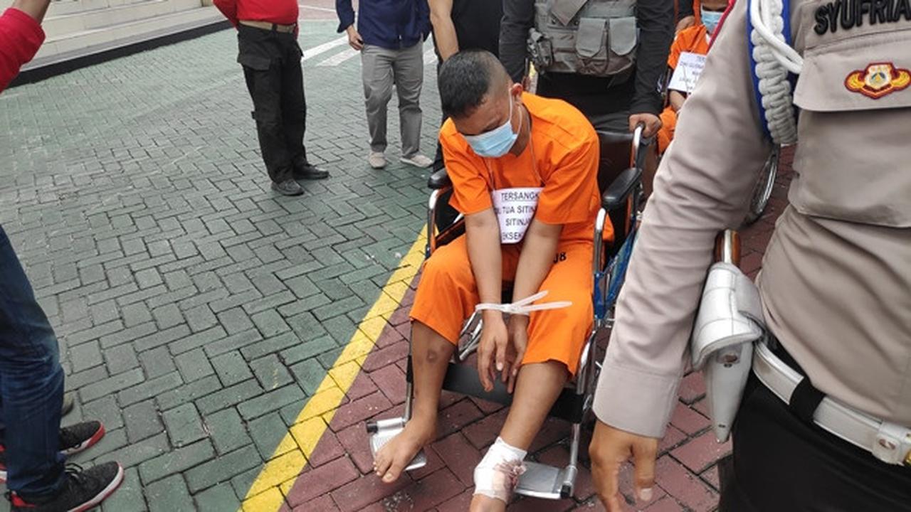 Salah satu tersangka pembakaran mobil pegawai Lapas Pekanbaru yang ditembak personel Polda Riau.