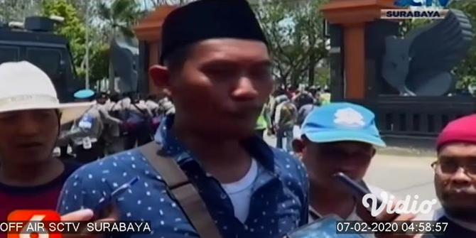 VIDEO: Protes Petani Tambak di Lamongan Tetap Ingin Pupuk Bersubsidi