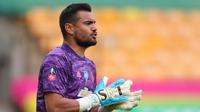 Sergio Romero. Kiper berusia 34 tahun ini didatangkan Manchester United dari Sampdoria pada 2015/2016 untuk melapis David De Gea. Musim lalu ia tidak tampil sekalipun akibat kedatangan Dean Henderson. Ia hampir bergabung dengan Granada musim ini, namun gagal. (Foto: AFP/Pool/Catherine Ivill)