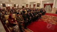 Sejumlah kepala daerah menghadiri acara pemberian penghargaan dari Presiden Joko Widodo, Jakarta, Selasa (28/4/2015).  Penghargaan ini diberikan dalam rangka hari otonomi daerah (Liputan6.com/Faizal Fanani)