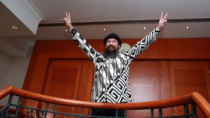 [Bintang] Sunyotok by Coki Bollemeyer