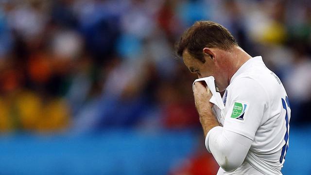 Suarez Tipiskan Harapan Inggris