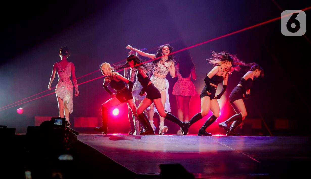 Lagu “Girls” merupakan lagu dengan genre pop elektrikal dan memiliki makna yang kuat. (Liputan6.com/Faizal Fanani)