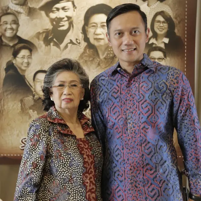 Mertua SBY Meninggal, Ini 7 Potret Kenangannya Bersama Menantu dan Cucu