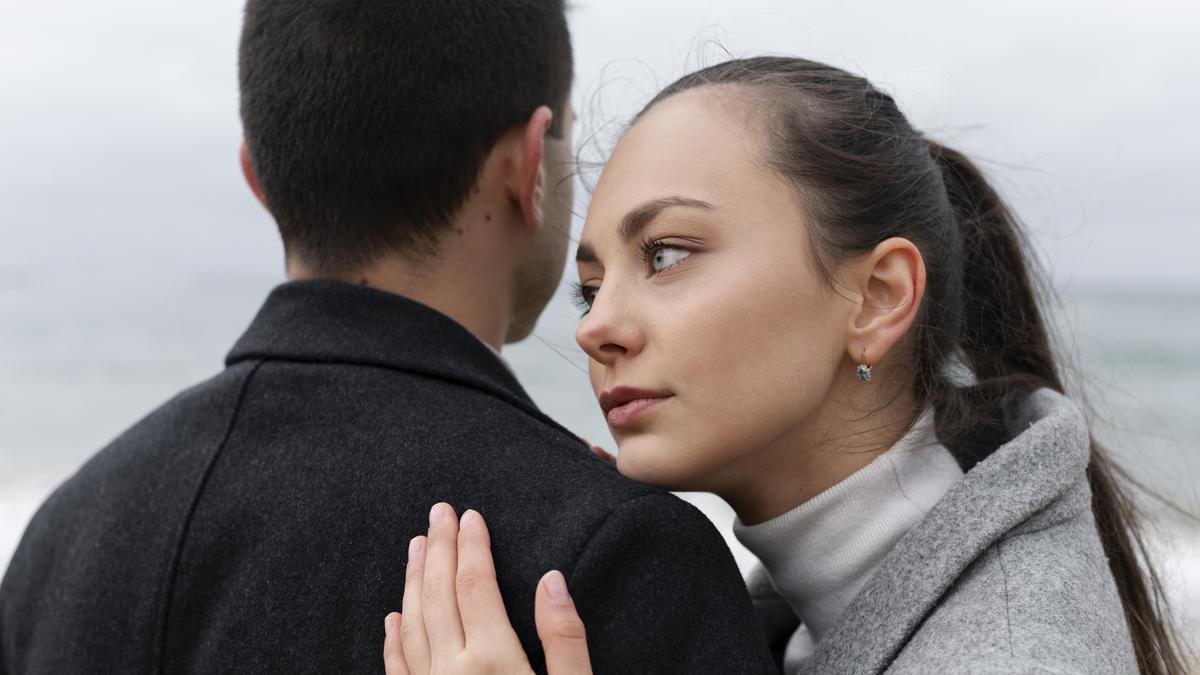 Mengenal Ambivalent Relationship, Keraguan Akan Hubungan yang Tengah ...