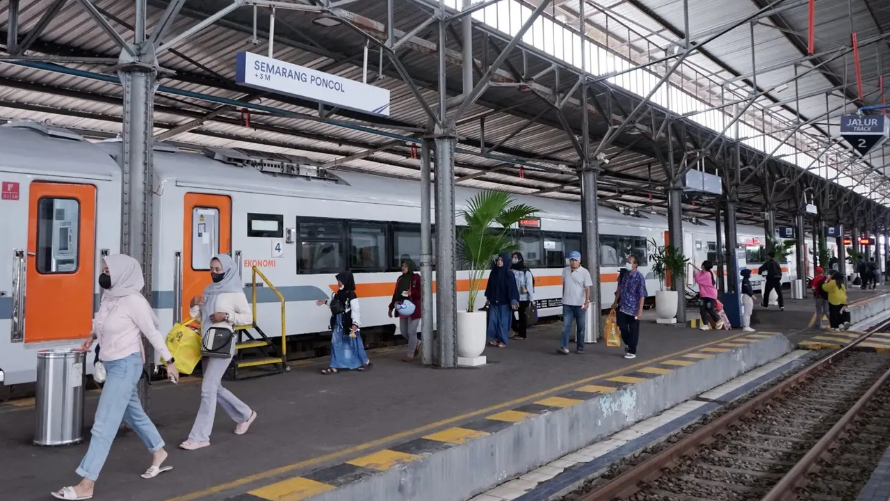 KAI menyatakan, jalur hulu pada petak jalan Stasiun Pekalongan-Stasiun Sragi kembali dapat dilalui perjalanan KA pada Sabtu, (17/1/2026). (Foto: KAI)