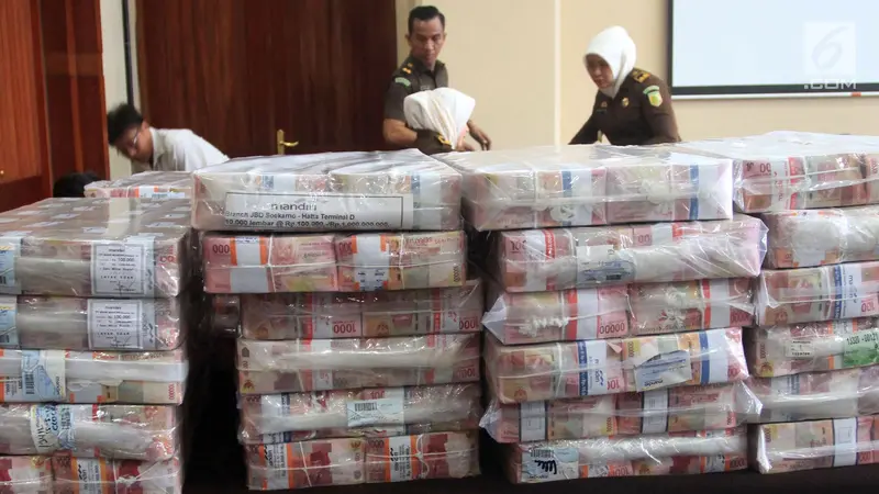 Wow, Begini Penampakan Duit Cash Rp 87 M Samadikun