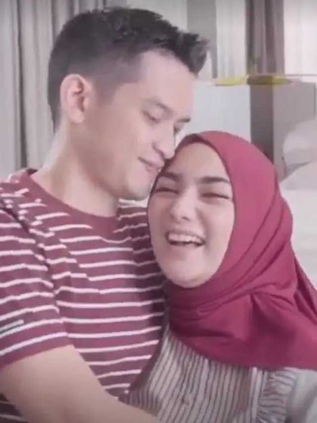 6 Momen Citra Kirana Temani Anaknya Vaksin, Tetap Tenang Meski Diterpa Masalah