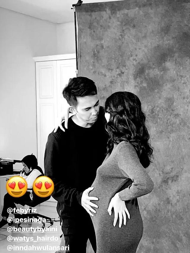 8 Tahun Menanti Buah Hati, Ini 6 Pemotretan Maternity Shoot Istri Indra Sinaga