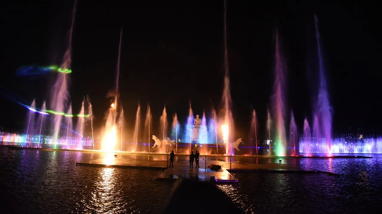 Mengintip Keindahan Sri Baduga, Air Mancur Purwakarta