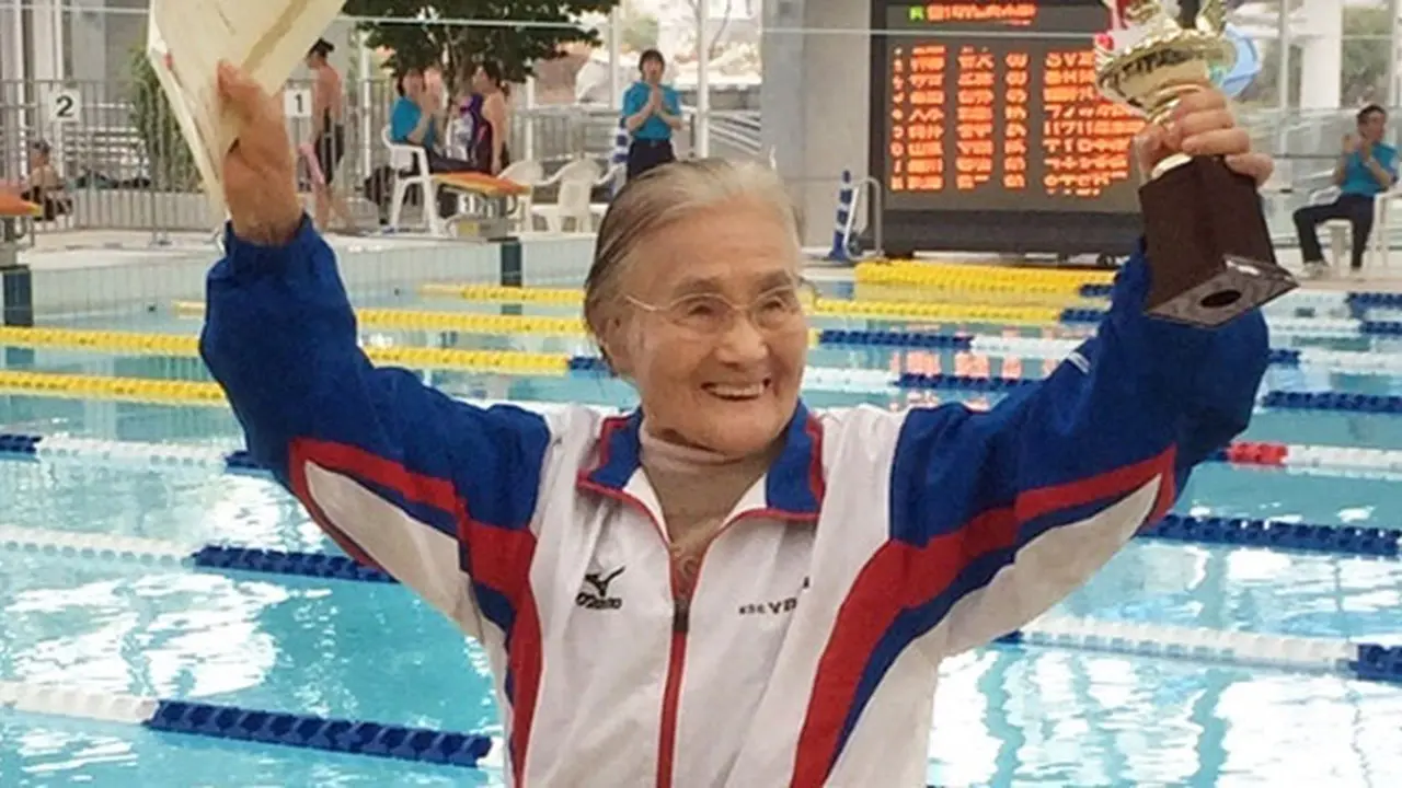 Mieko Nagaoka, Perempuan Berusia 100 Tahun Pecahkan Rekor Renang 1.500 Meter