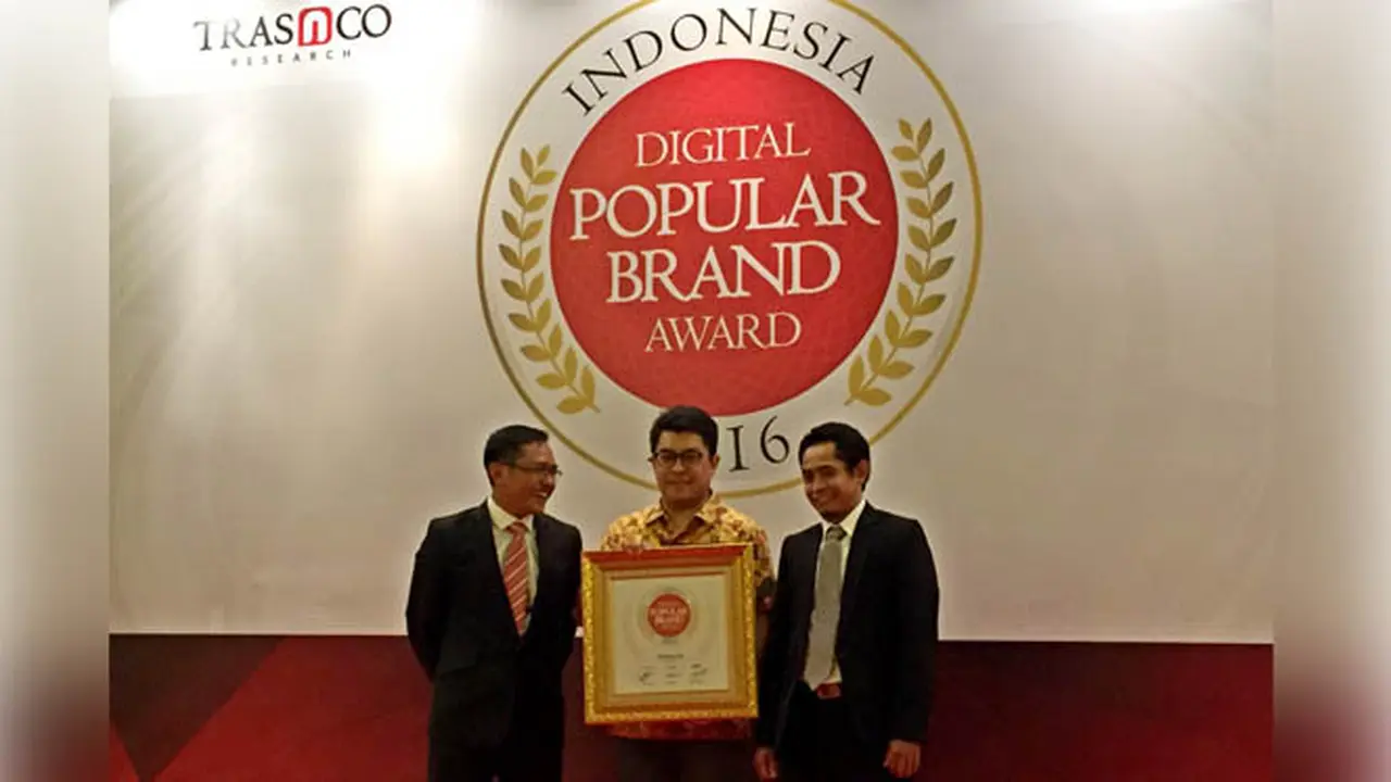 Federal Oil Raih Digital Popular Brand Award 2016 