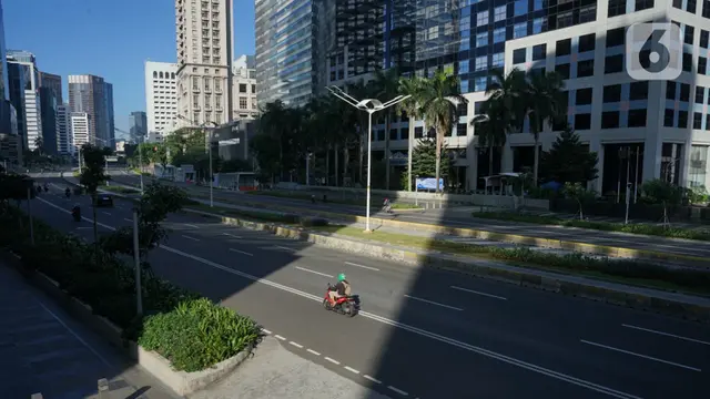 FOTO: Idul Fitri, Jalan Sudirman dan MH Thamrin Lengang