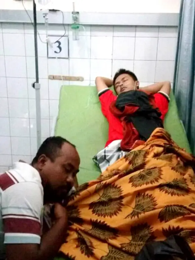 War, korban serangan tawon Baluh dirawat di RSUD Majenang, Cilacap, Jawa Tengah. (Foto: Liputan6.com/Turyono untuk Muhamad Ridlo)