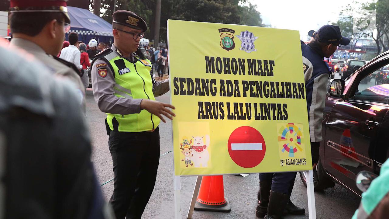 Melihat Kesigapan Polisi dan Dishub Atur Lalu Lintas Jelang Penutupan Asian Games 2018