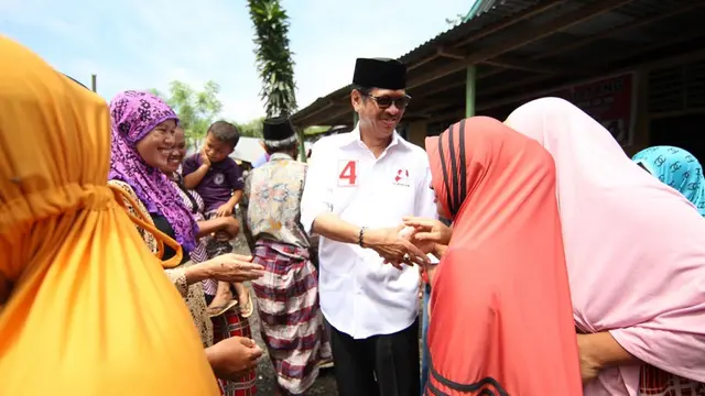 Cagub Sulsel Ichsan Yasin Limpo Gaet Para Mantan (Liputan6.com/ Eka Hakim)