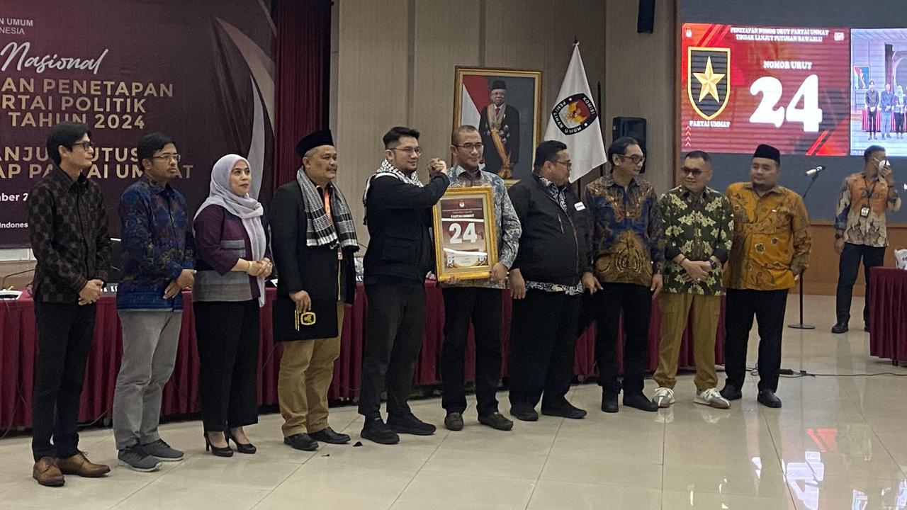 Komisi Pemilihan Umum (KPU) resmi menetapkan Partai Ummat sebagai peserta Pemilu 2024.