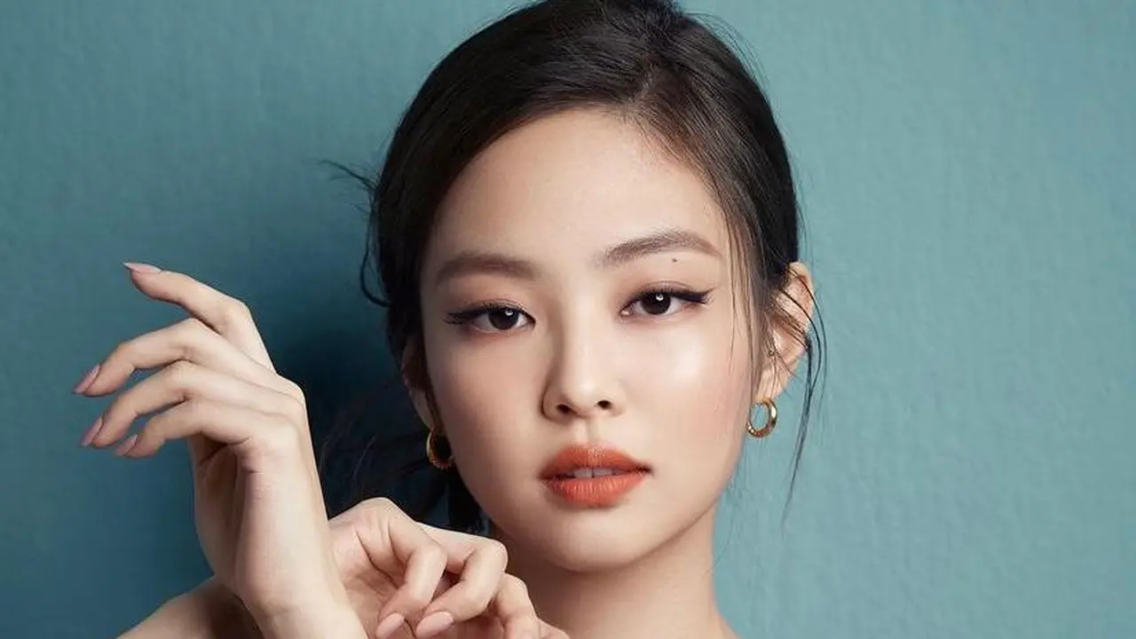 Viral, Aksi Nekat Penggemar Ajak Jennie BLACKPINK Kencan Lewat Baliho Senilai Rp425 juta