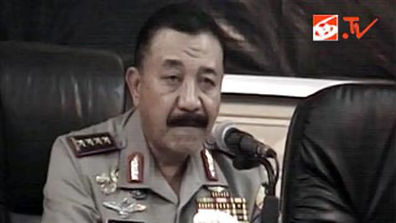kapolri-pimpin120901b.jpg