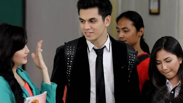 Keakraban Pemain Ganteng-ganteng Serigala Saat Syuting