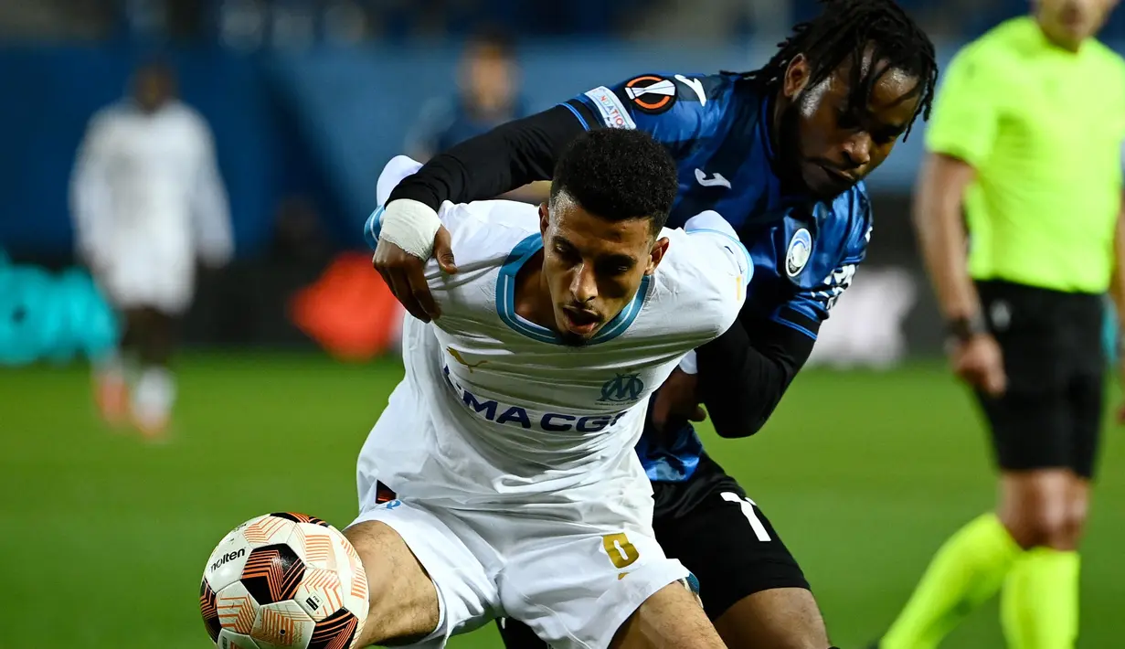 Atalanta membuka keunggulan pada menit ke-30 lewat gol Ademola Lookman.  (Isabella BONOTTO/AFP)