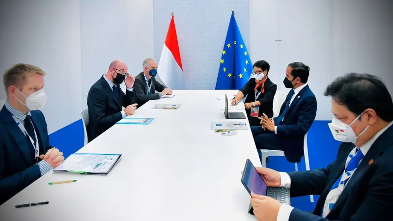 Presiden Jokowi mengadakan pertemuan bilateral dengan Presiden Dewan Eropa Charles Michel