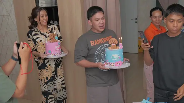 9 Momen Sarwendah Beri Kejutan Ulang Tahun ke Thalia dan Thania, Ruben Onsu Tak Terlihat