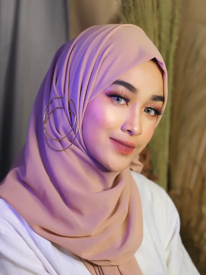 Diniyah Nurmala Ayudok. Diniyah