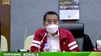 Syaiful Huda memakai jakrt Atlet Indonesia di Paralimpiade 2020