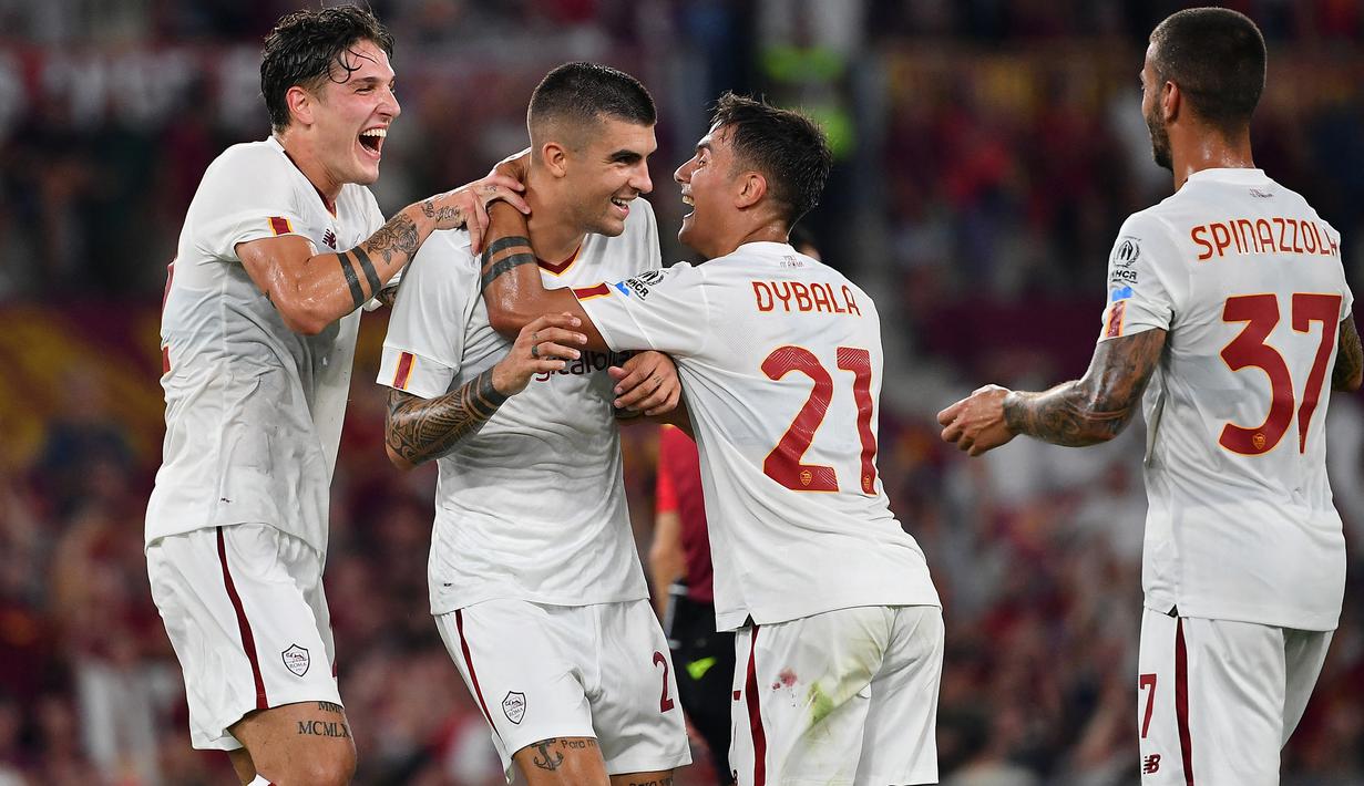 Gol-gol berikutnya pun mengalir lewat Gianluca Mancini, bunuh diri pemain Shakhtar Yukhym Konoplya, Nicolo Zaniolo dan ditutup oleh aksi Edoard Bove. (AFP/Isabella Bonotto)