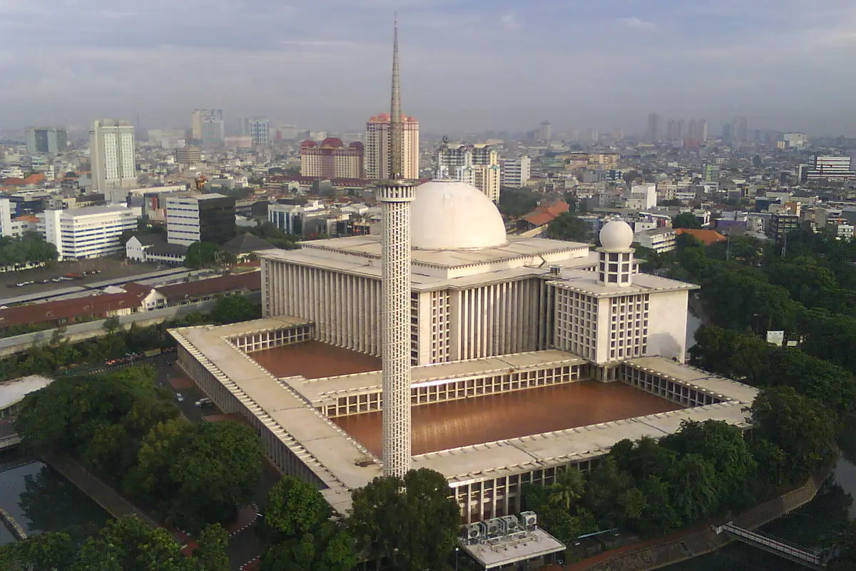 [Bintang] Soekarno, Sosok DiBalik Arsitektur Bangunan Ciamik Berikut