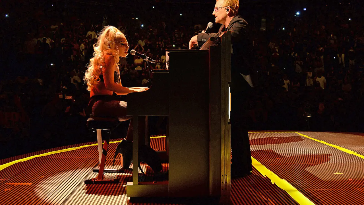 [Bintang] U2 dan Lady Gaga