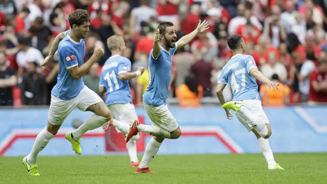 Euforia Pemain Man City Raih Juara Community Shield 2019