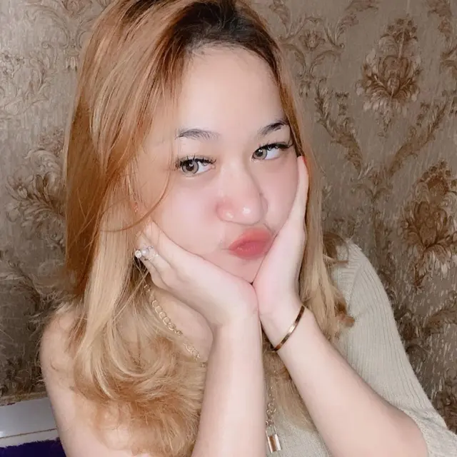 Sering Dianggap Mirip Cimoy Montok, Ini 6 Potret Seleb TikTok Vania Mizuhara