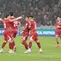 Rizky Ridho, Ole Romeny, dan Joy Pelupessy merayakan gol Timnas Indonesia ke gawang Bangladesh dalam laga terakhir Grup A FIFA ASEAN Cup 2026 di Stadion Utama Gelora Bung Karno, Jakarta, Kamis (1/10/2026). (Bola.com/Budy Santoso)
