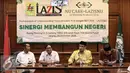Ketua Umum PBNU, KH. Said Aqil memberikan sambutan sebelum menyaksikan MoU Kerjasama Pendistribusian dan Pendayagunaan Zakat NU Care - LAZISNU dengan Yayasan PLN di Gedung PBNU, Jakarta, Kamis (29/12). (Liputan6.com/Faizal Fanani)