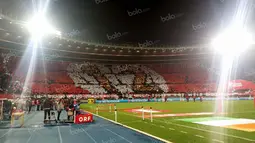 Puluhan ribu dukungan fans tuan rumah belum mampu membuat para pemain Austria memetik kemenangan atas Irlandia di Stadion Ernst Happel, Wina, Minggu (12/11/2016) dini hari. (Bola.com/Reza Khomaini)