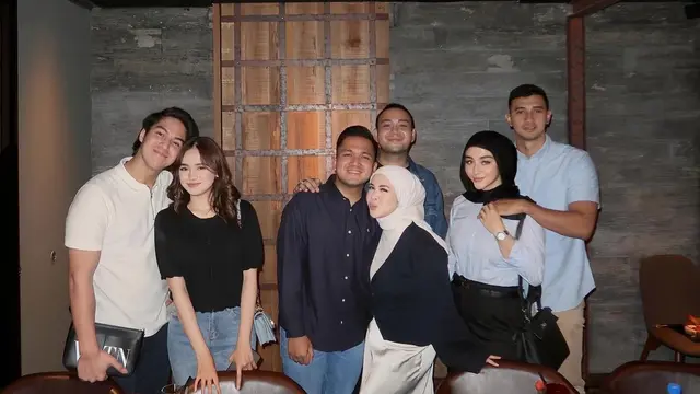 El Rumi dan Syifa Hadju Bareng Dua Pasutri