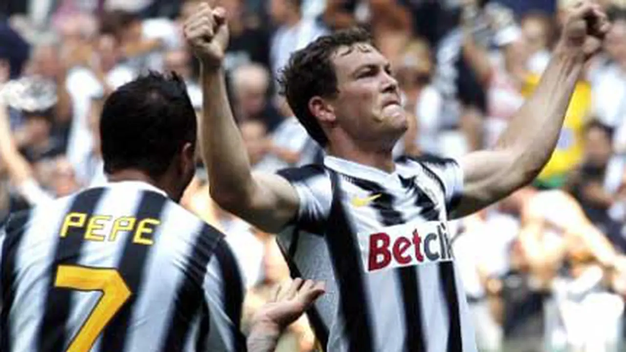 img_lichtsteiner-110911.jpg