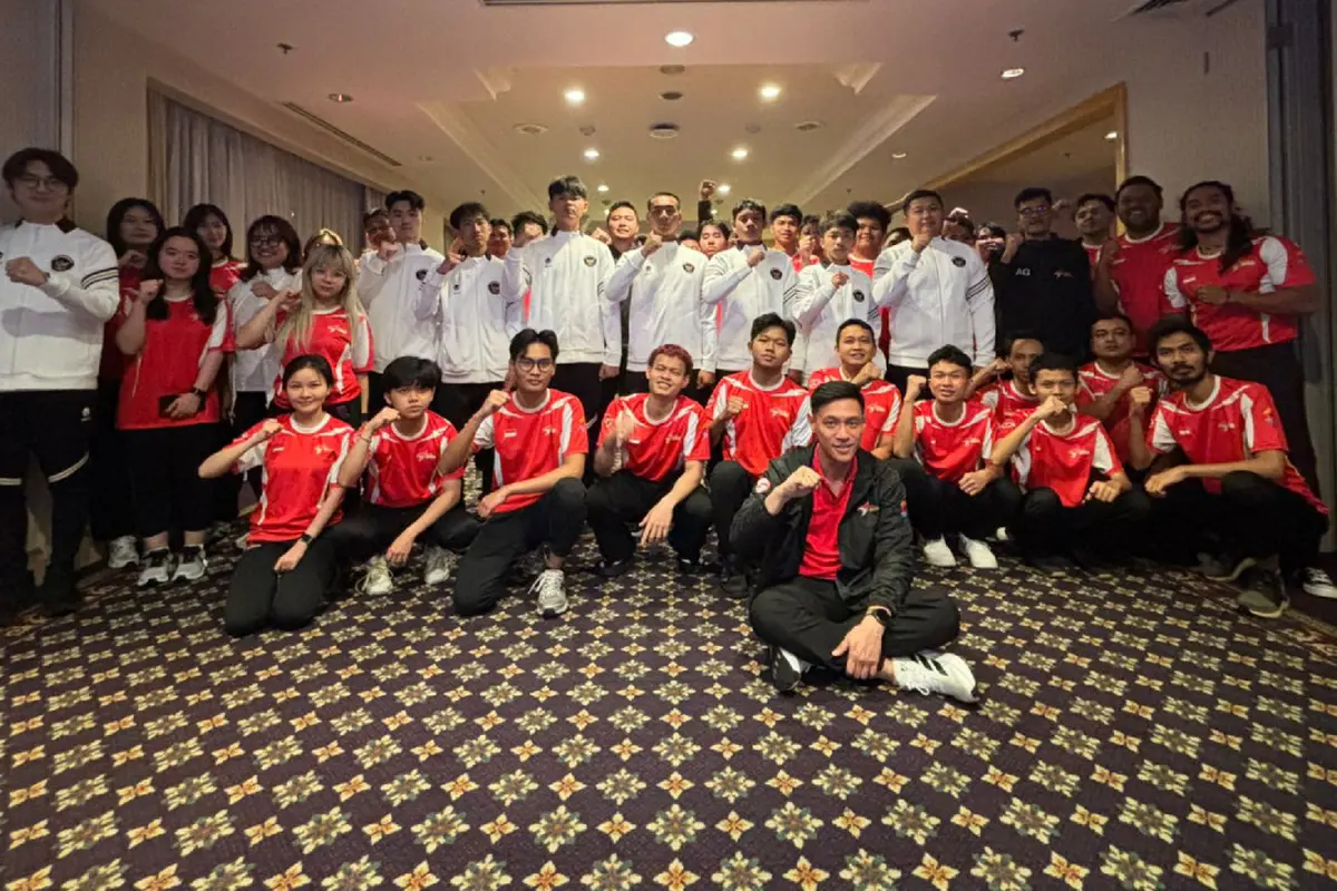 Para Atlet Esports Muda Indonesia untuk Asian Youth Games 2025 bersama Para Atlet Esports Indonesia untuk SEA Games 2025 Thailand Saat Pelepasan di Lokasi Pelatnas