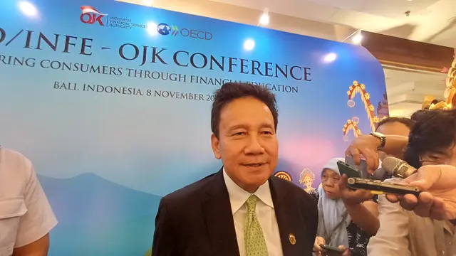 OJK Lihat Peluang The Fed Pangkas Suku Bunga hingga 3,5%