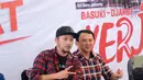 "Kita butuh yang seperti ini, berani dan mau kerja. Saya sendiri datang karena hati saya ya di sini (Ahok-Saiful)," kata Gading Marten di Rumah Lembang, Menteng, Jakarta Pusat, Senin (28/11/2016). (Nurwahyunan/Bintang.com)