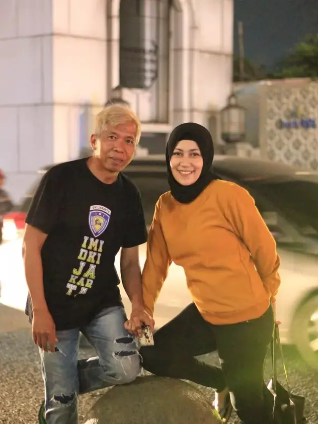 Kapok Poligami, Ini 6 Potret Mesra Kiwil dan Venti Figianti Saat Liburan