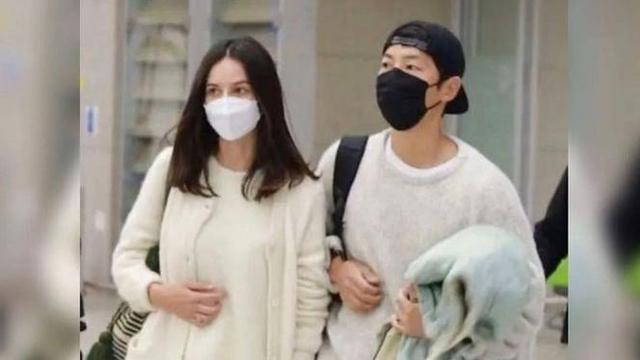 6 Potret Katy Louise Saunders, Pacar Song Joong-ki yang Dulu Seorang Aktris Inggris