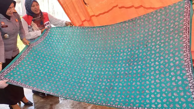 Program pemberdayaan masyarakat berupa pelatihan pembuatan batik oleh PT Pertamina EP Jambi Field, bagian dari Pertamina Hulu Rokan (PHR) Regional Sumatera Zona 1 Subholding Upstream Pertamina