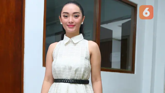 [Bintang] Zaskia Gotik