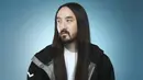 "Bangga dengan kesuksesan lagu kami, #TheTruthUntold, aku harus mulai membuat remix yang bisa kumainkan dengan set musik-ku," kicau Steve Aoki. (Foto: edmnations.com)