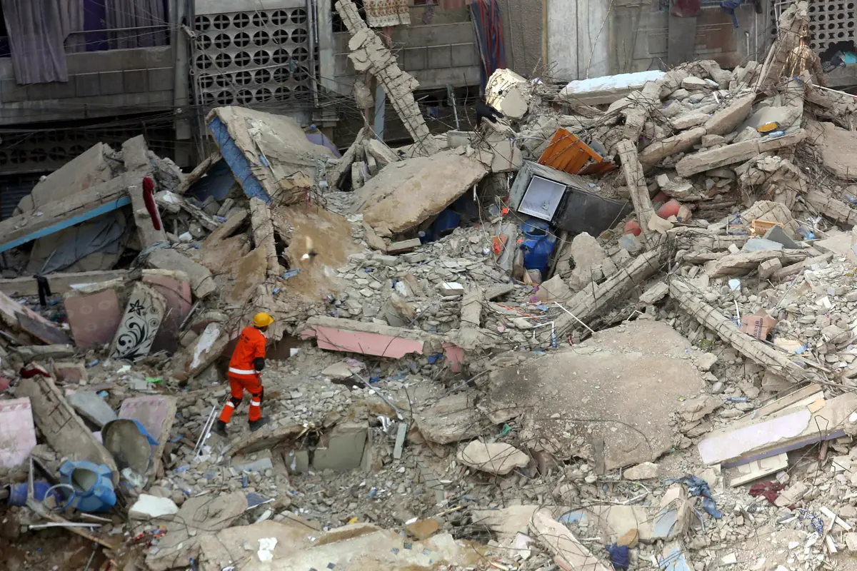 Gedung Ambruk di Pakistan, 13 Orang Tewas